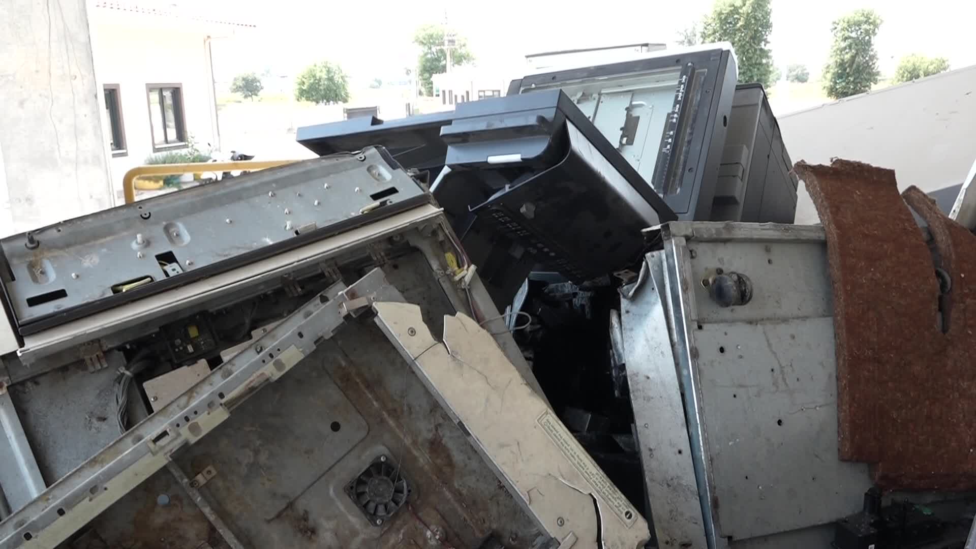 Osmangazi Belediyesi, atık toplama çalışmalarını sürdürüyor