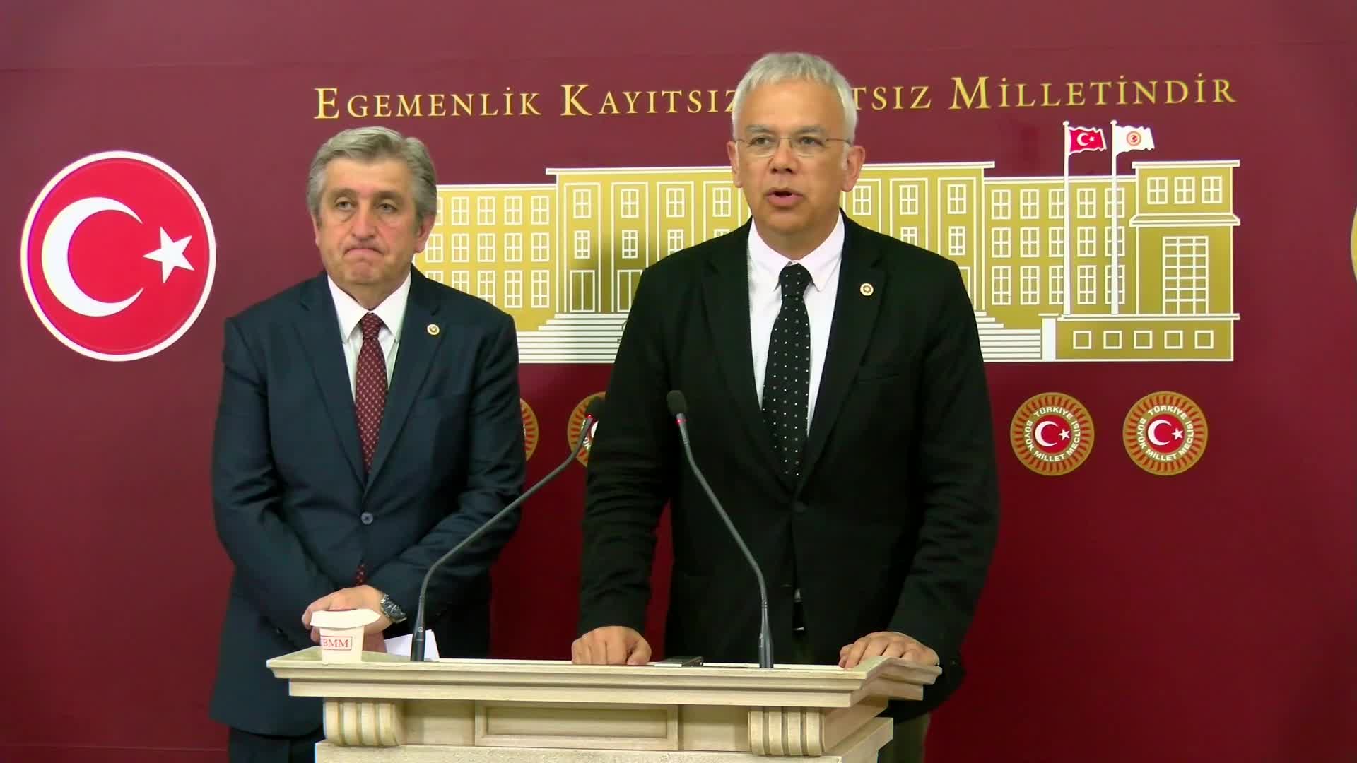 Kayıhan Pala'dan Bakan Koca'ya 'diyaliz' sorusu: "Toplumu doğru bilgilendirmeyerek, şeffaflıktan uzak bir tutum sergileyerek ne yapılmak amaçlanmaktadır?"